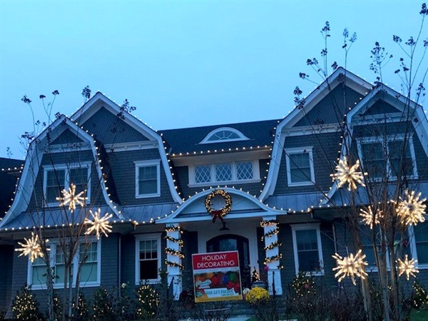BUY or LEASE Your Holiday Lights:
